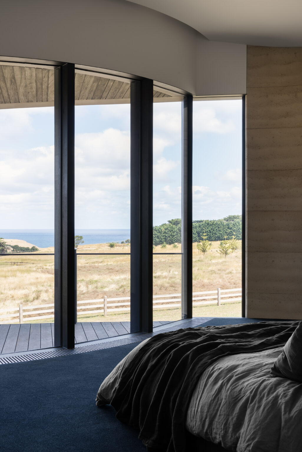 Peninsula Windows Peninsula House by CREATIVE WINDOWS - CREATIVE WINDOWS
